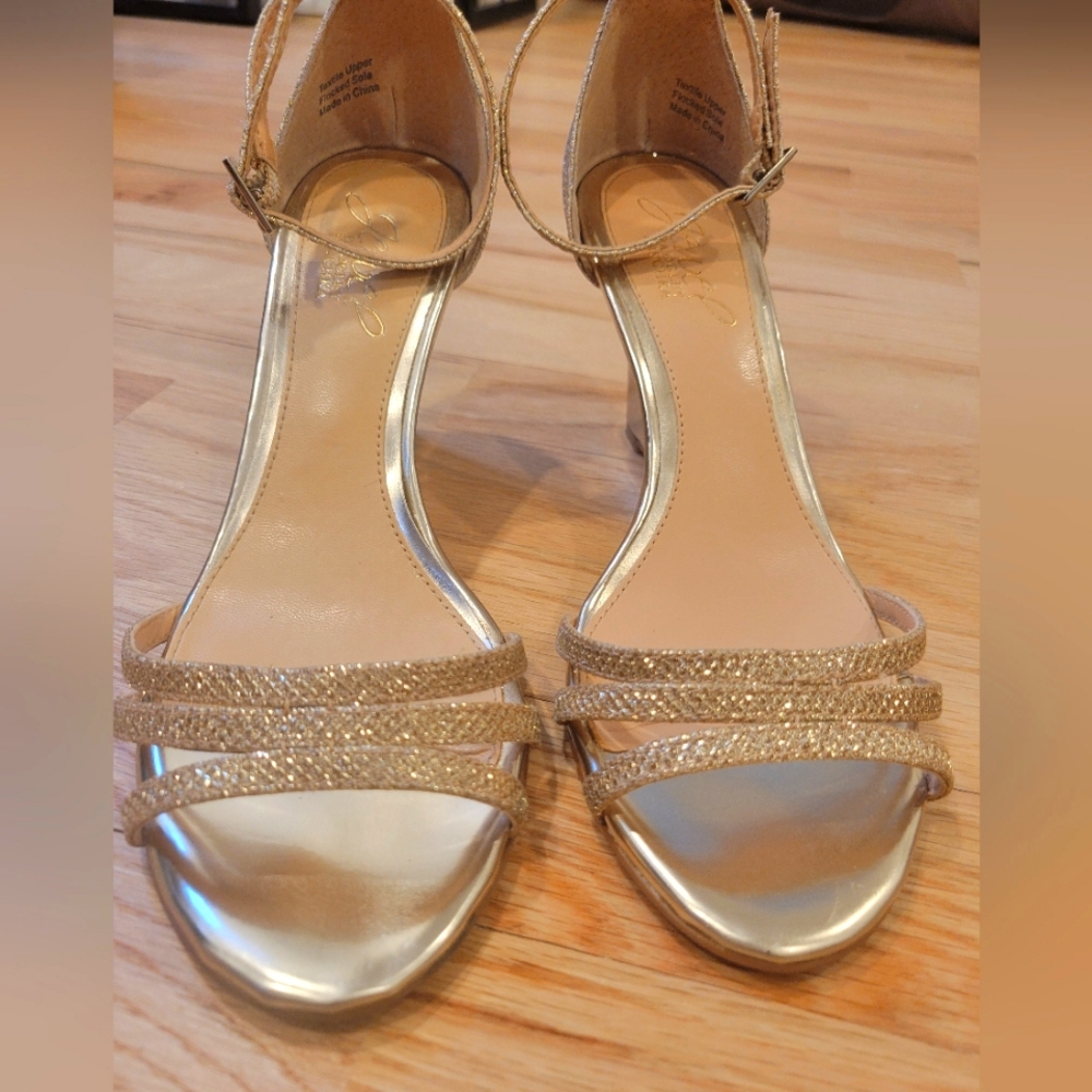 FINAL SALE!!! Badgley Mischka Gold Heels with Rhinestone Embellishments